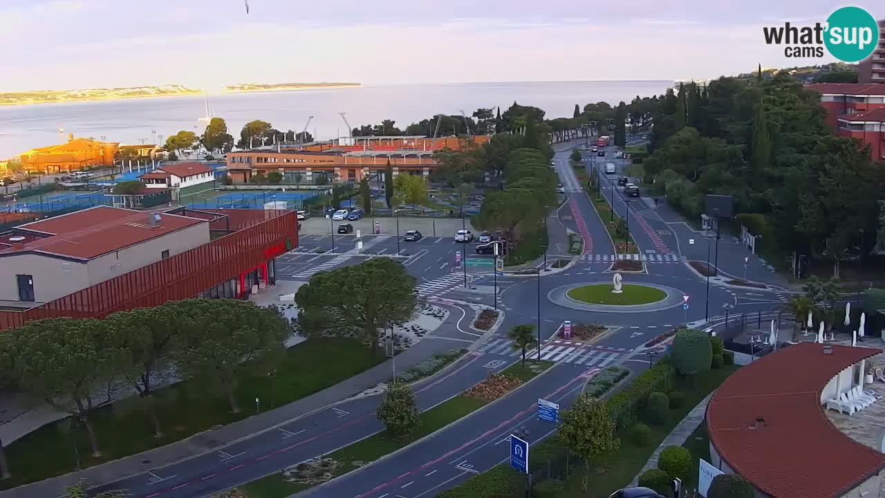 Portorož spletna kamera – pogled na marino in teniška igrišča