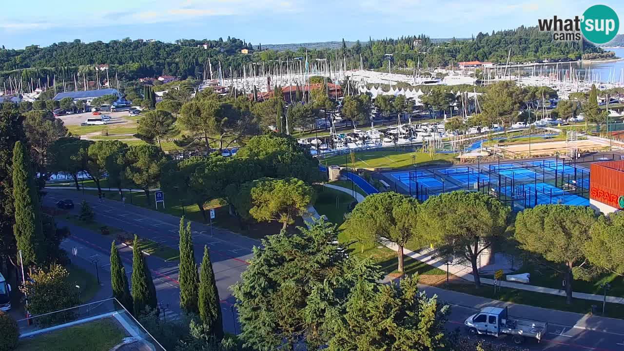 Portorož spletna kamera – pogled na marino in teniška igrišča