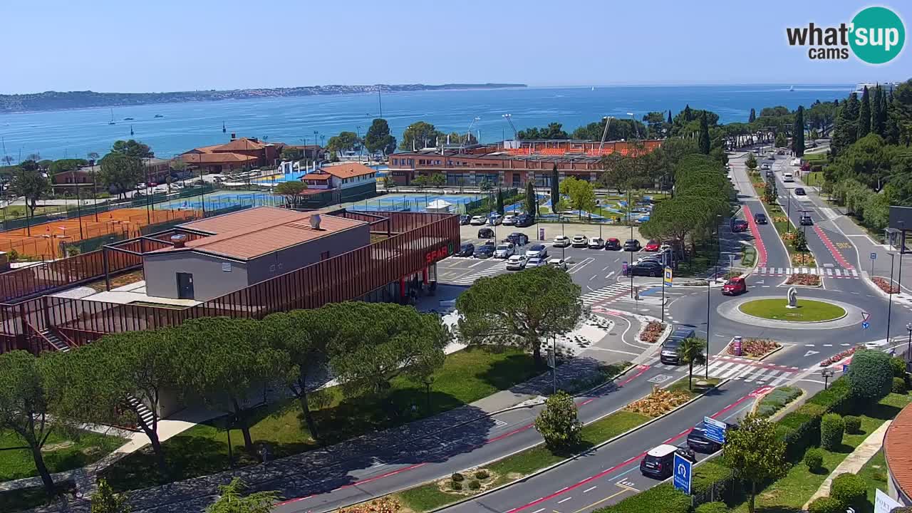 Portorož spletna kamera – pogled na marino in teniška igrišča