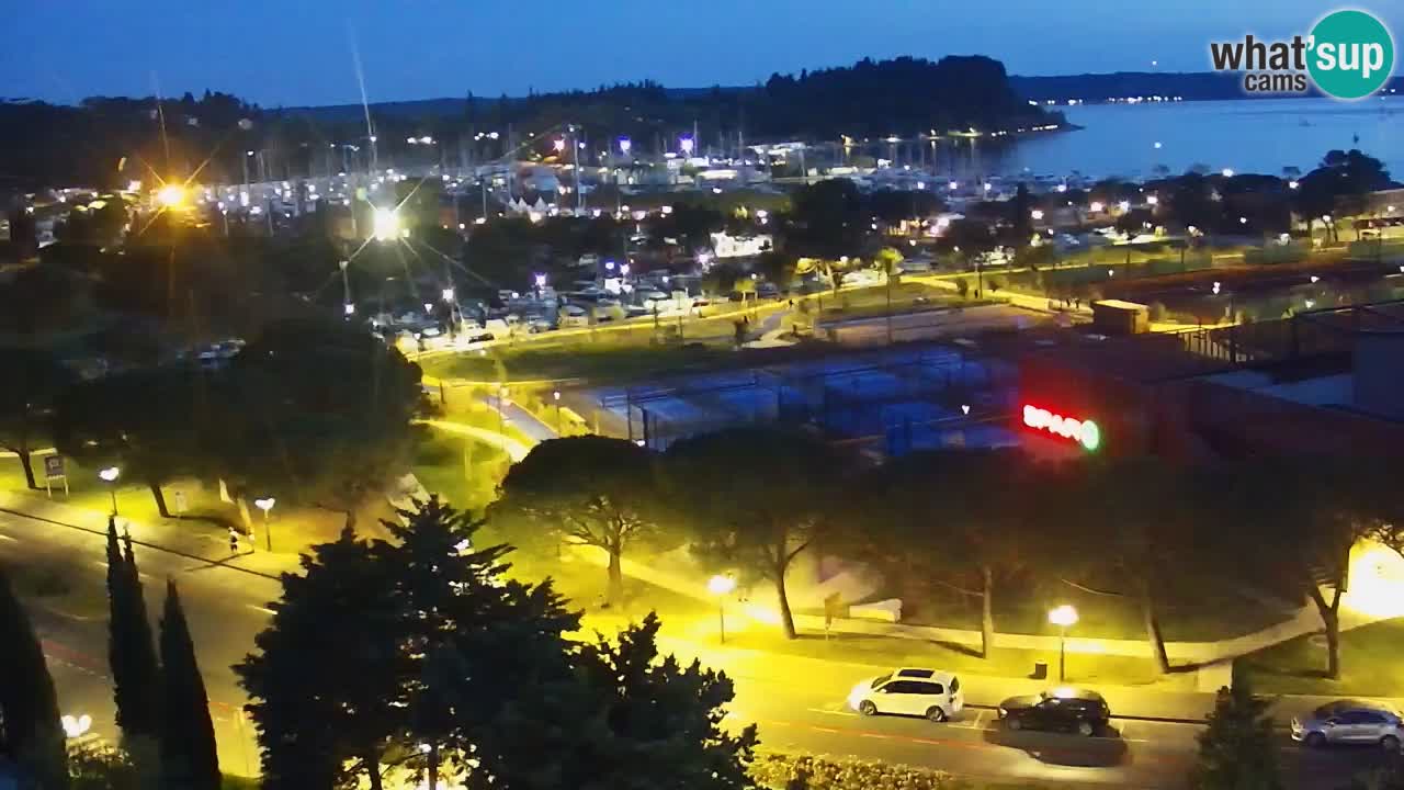 Portorož Live Webcam – vue sur la marina et les courts de tennis