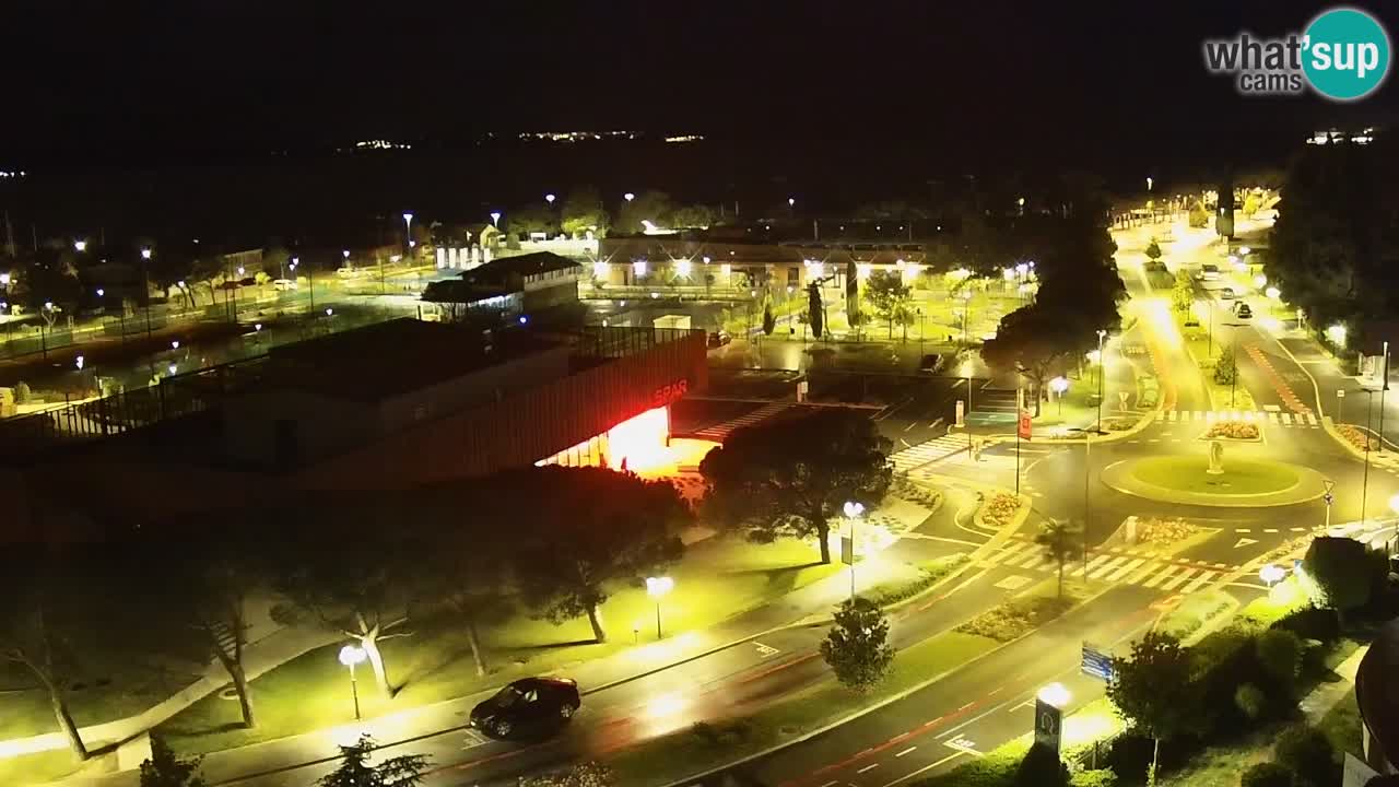 Portorož Live Webcam – vue sur la marina et les courts de tennis