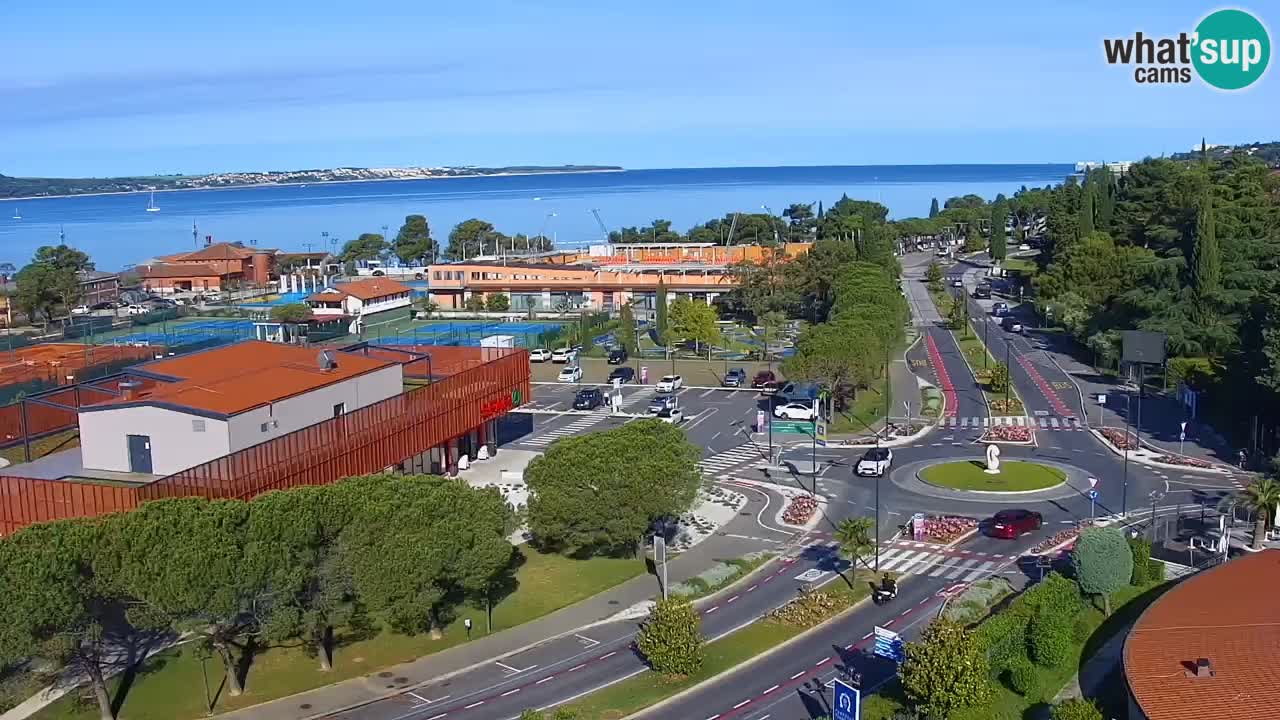 Portorož web kamera – pogled na marinu i teniške terene