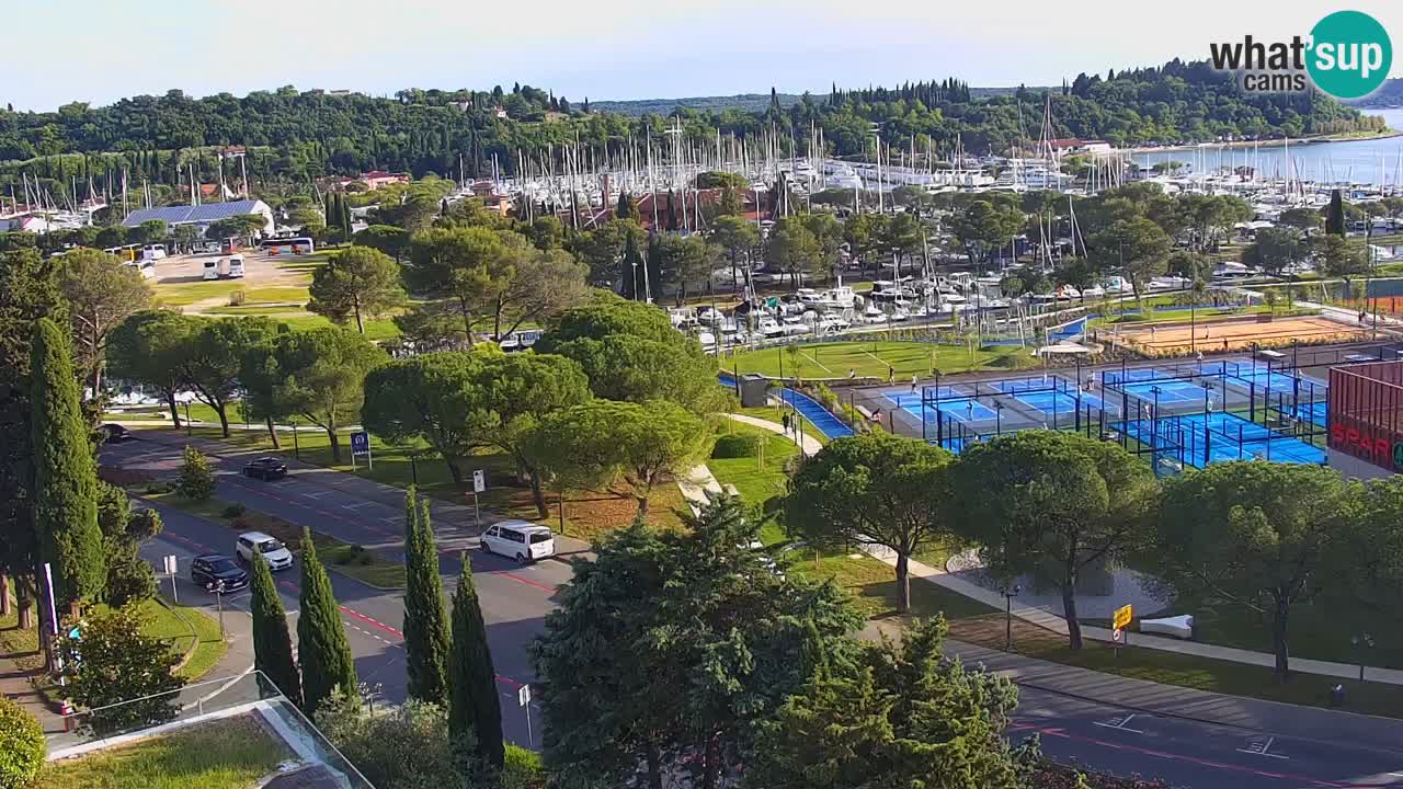 Portorož web kamera – pogled na marinu i teniške terene
