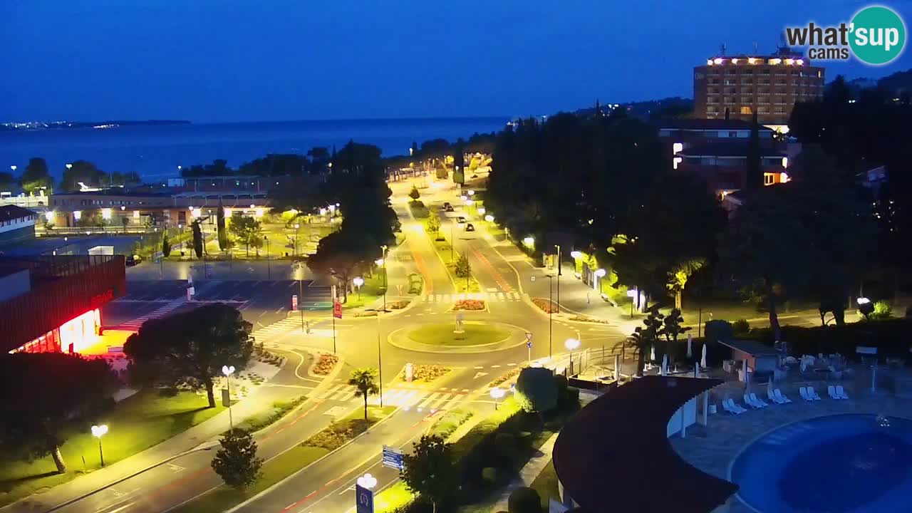 Portorož Live Webcam – vue sur la marina et les courts de tennis