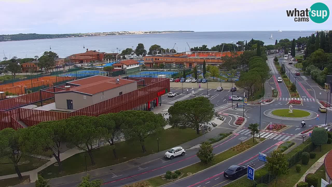 Portorož spletna kamera – pogled na marino in teniška igrišča