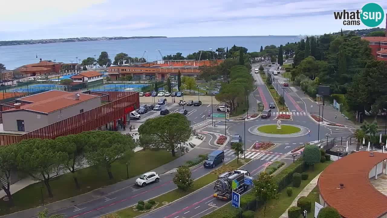 Portorož Live Webcam – vue sur la marina et les courts de tennis