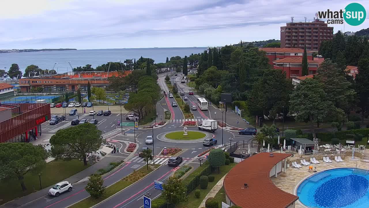 Portorož web kamera – pogled na marinu i teniške terene