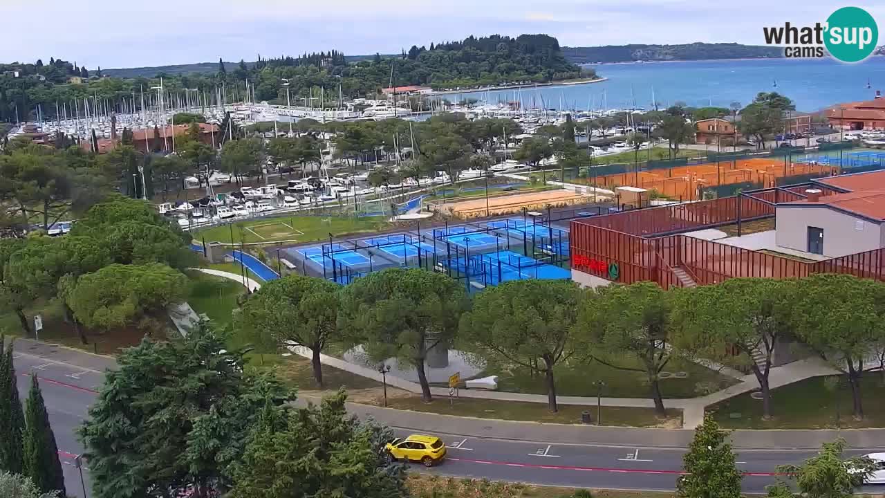 Portorož Live Webcam – vue sur la marina et les courts de tennis
