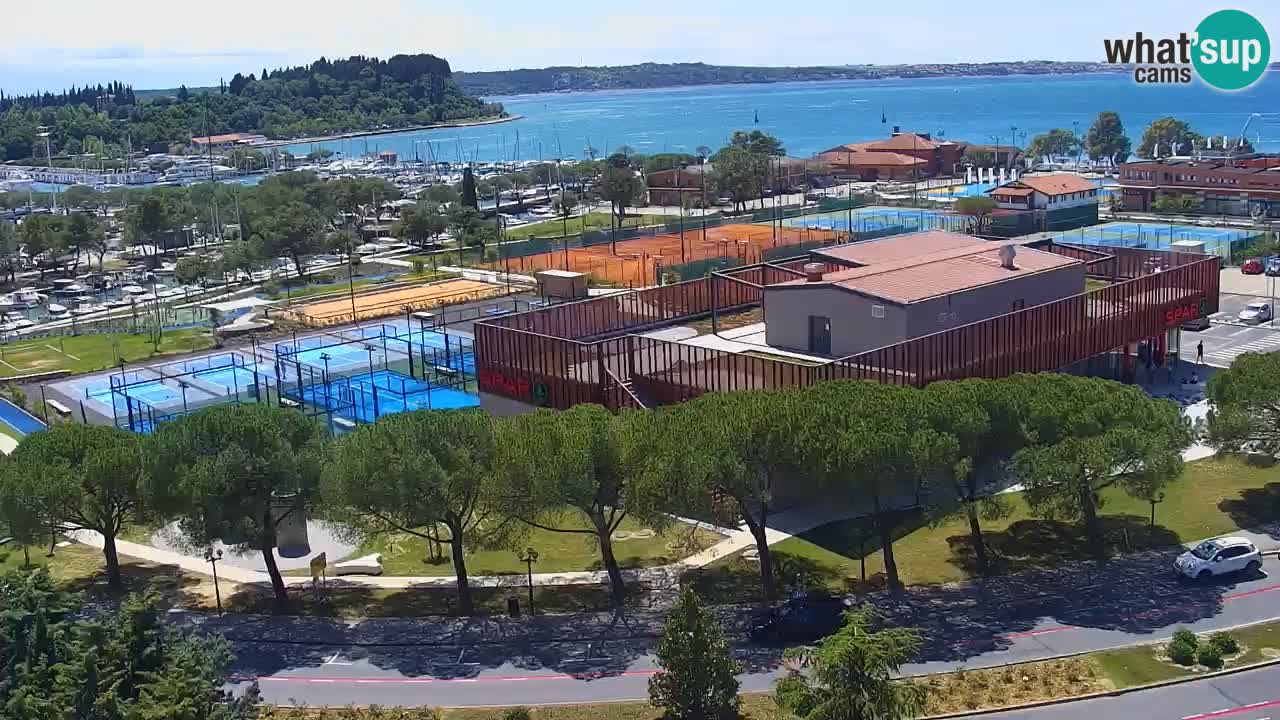 Portorož spletna kamera – pogled na marino in teniška igrišča