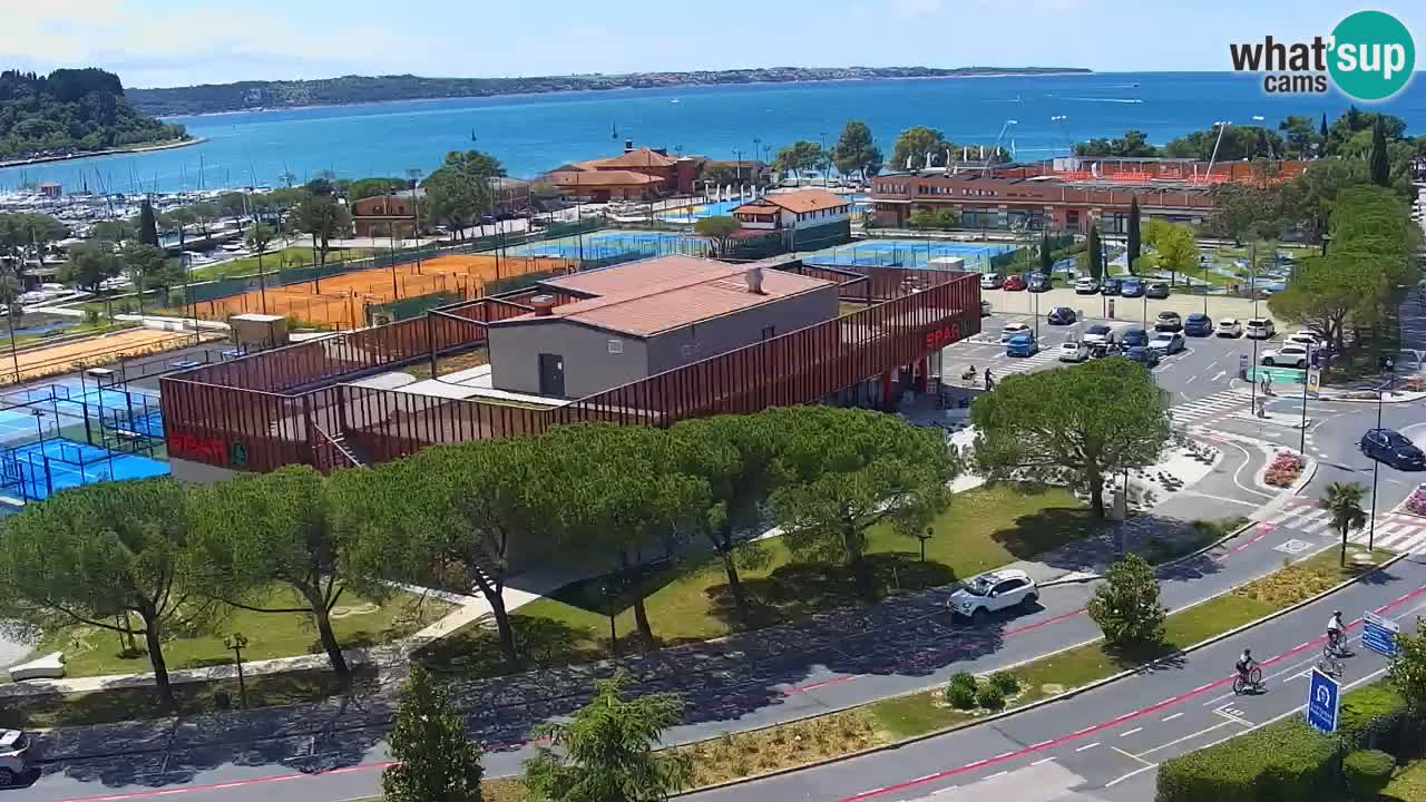 Portorož Webcam – Blick auf den Yachthafen und die Tennisplätze