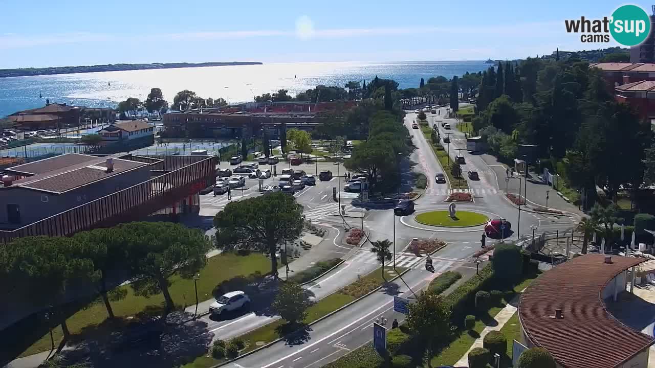 Portorož spletna kamera – pogled na marino in teniška igrišča