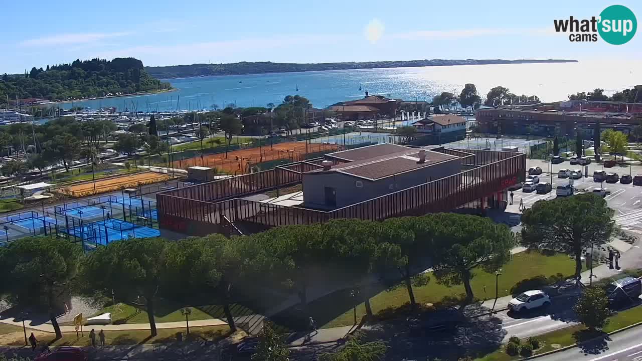 Portorož spletna kamera – pogled na marino in teniška igrišča