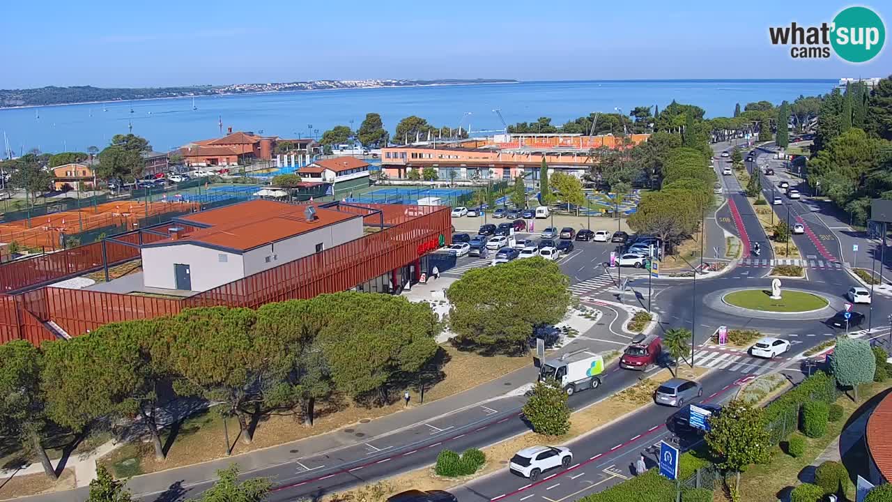 Portorož web kamera – pogled na marinu i teniške terene