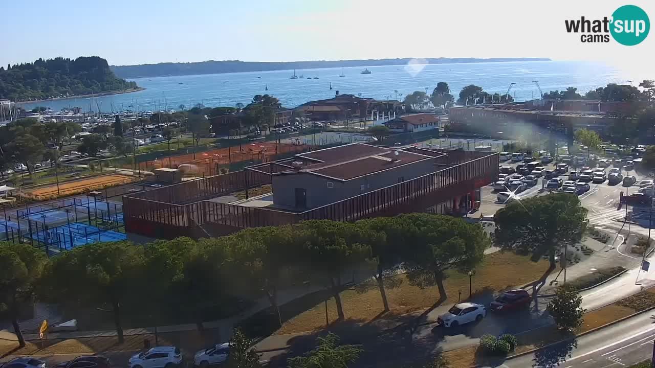 Portorož spletna kamera – pogled na marino in teniška igrišča