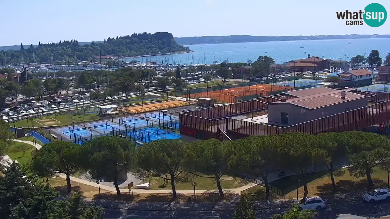 Marina di Portorose e il golfo di Piran