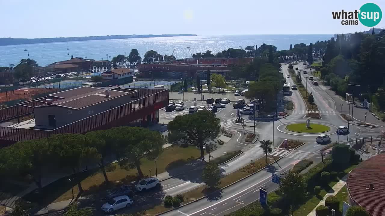 Portorož Live Webcam – vue sur la marina et les courts de tennis