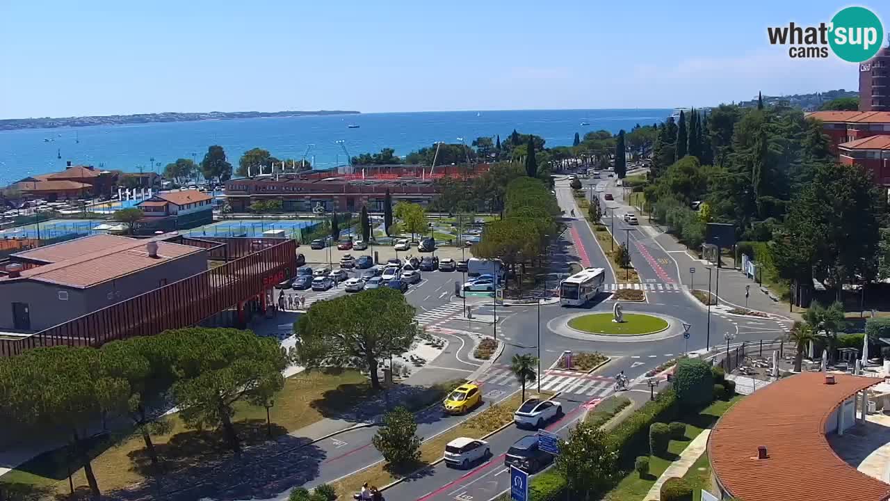 Portorož web kamera – pogled na marinu i teniške terene