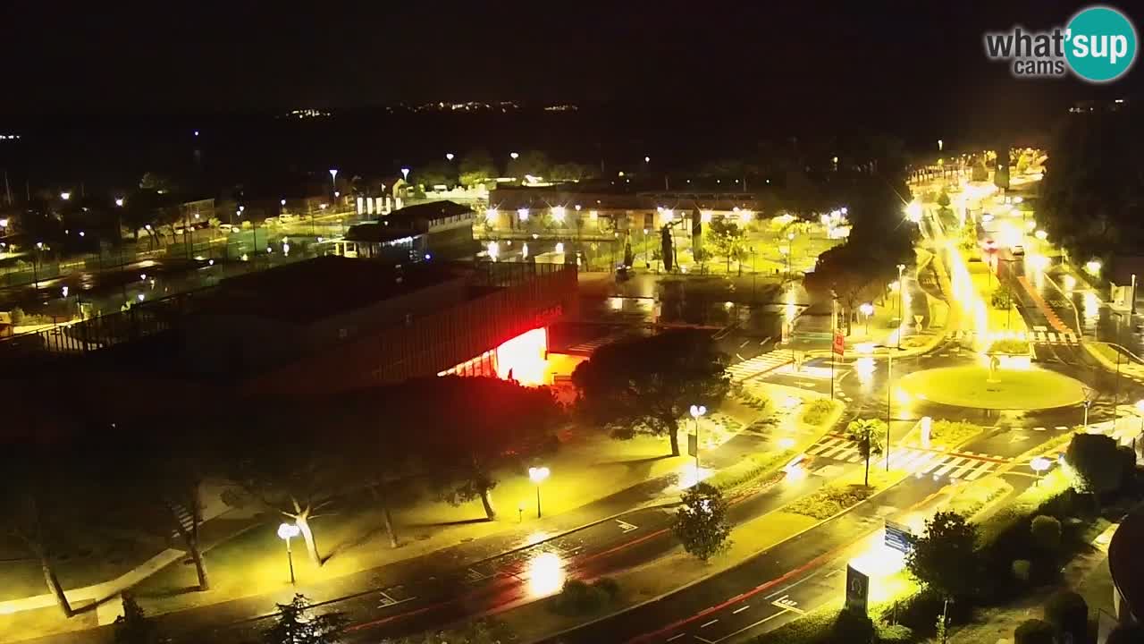 Portorož camera en vivo – vista del puerto deportivo y las canchas de tenis