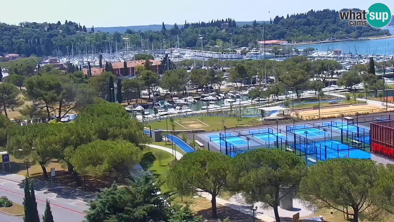 Portorož web kamera – pogled na marinu i teniške terene