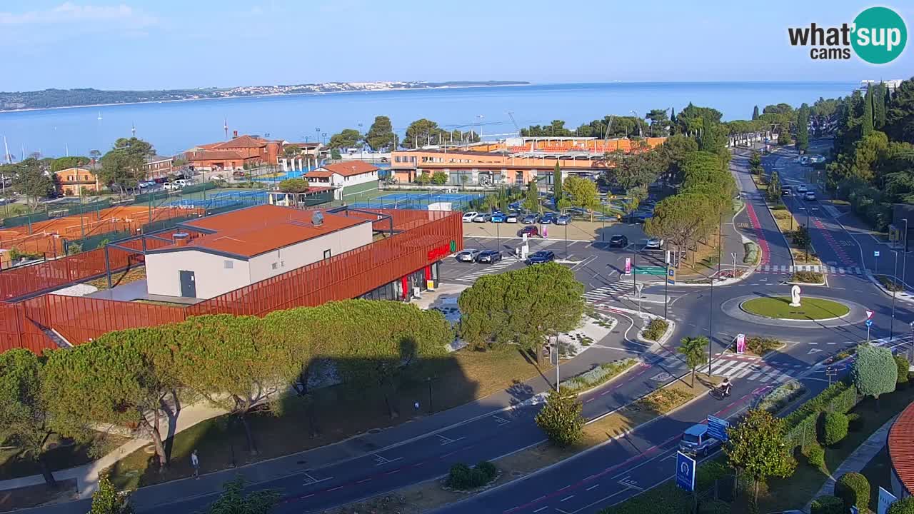 Portorož web kamera – pogled na marinu i teniške terene