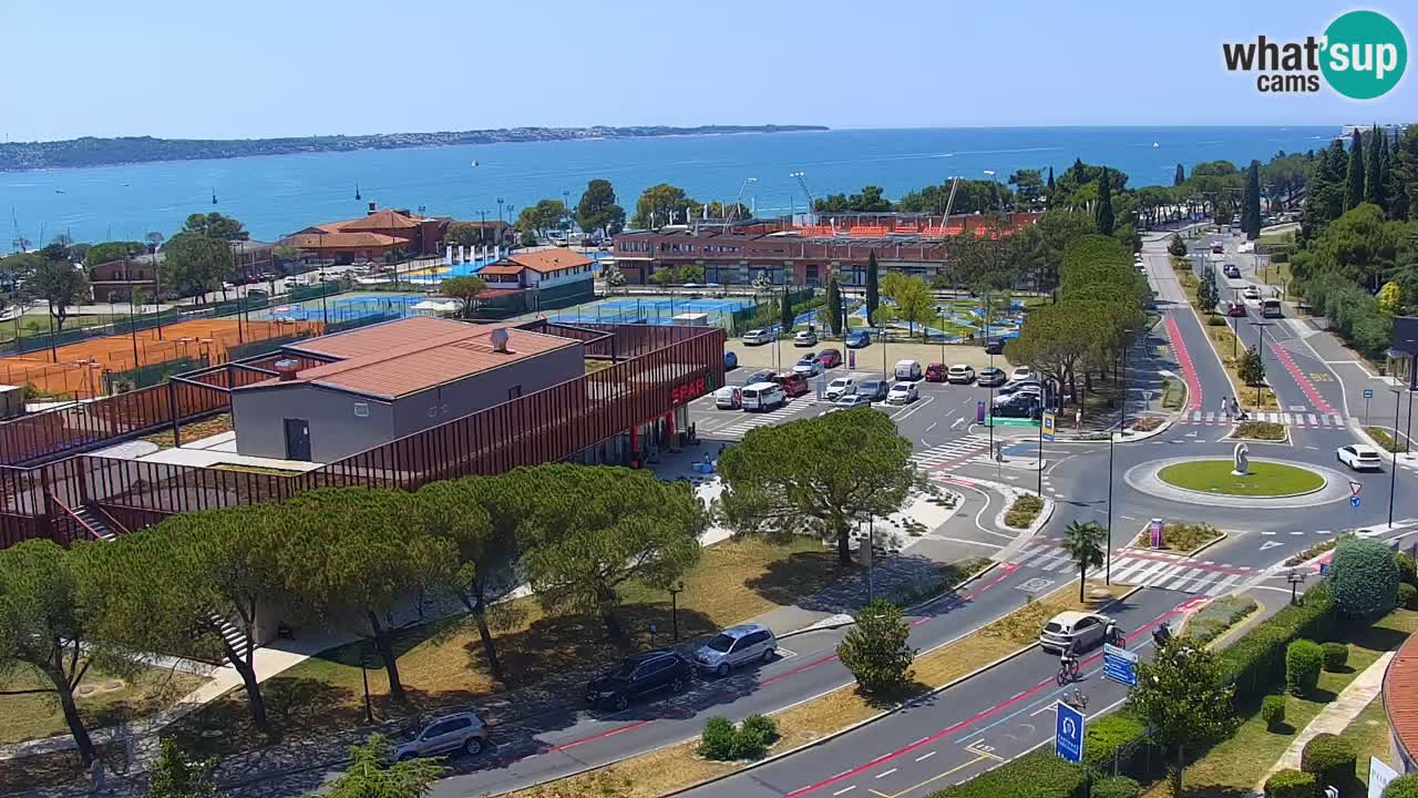 Portorož web kamera – pogled na marinu i teniške terene