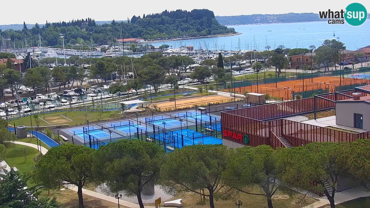 Portorož Webcam – Blick auf den Yachthafen und die Tennisplätze