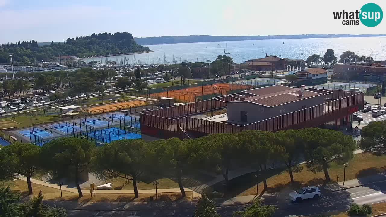 Portorož spletna kamera – pogled na marino in teniška igrišča