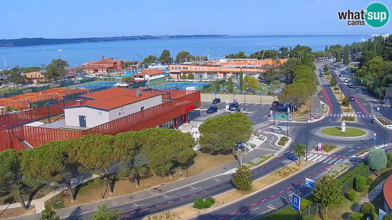 Portorož spletna kamera – pogled na marino in teniška igrišča