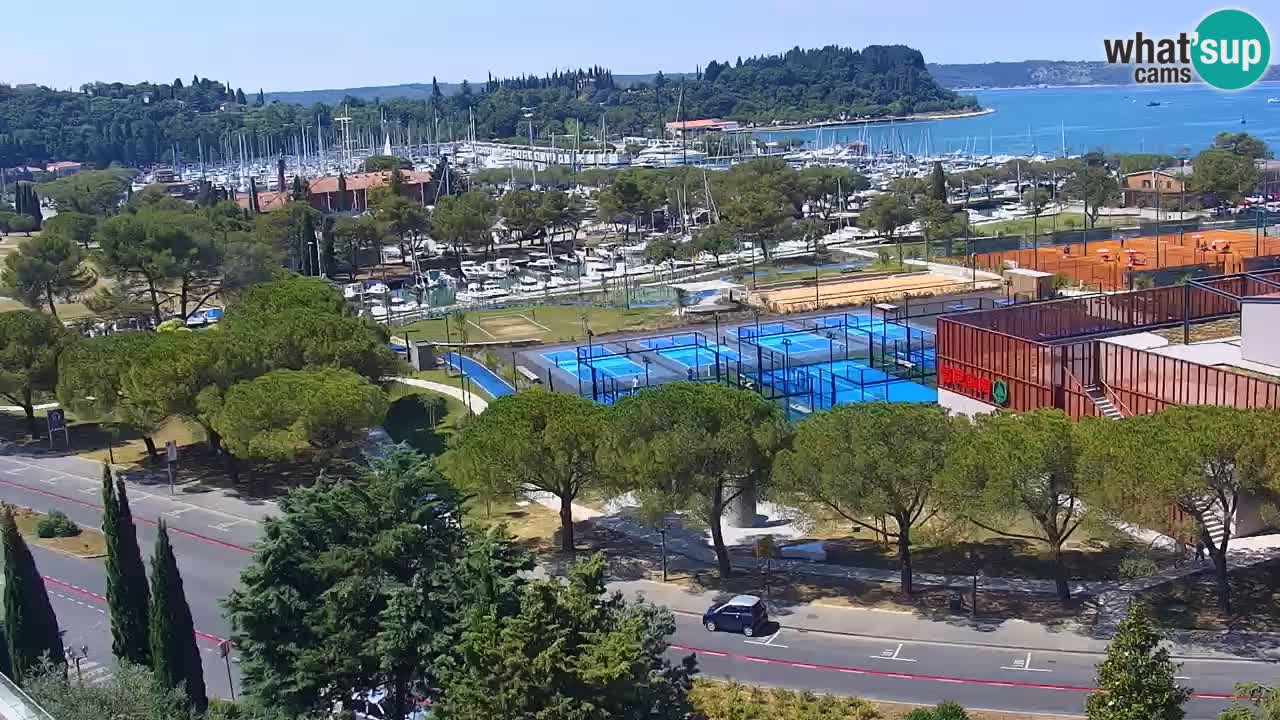 Portorož web kamera – pogled na marinu i teniške terene