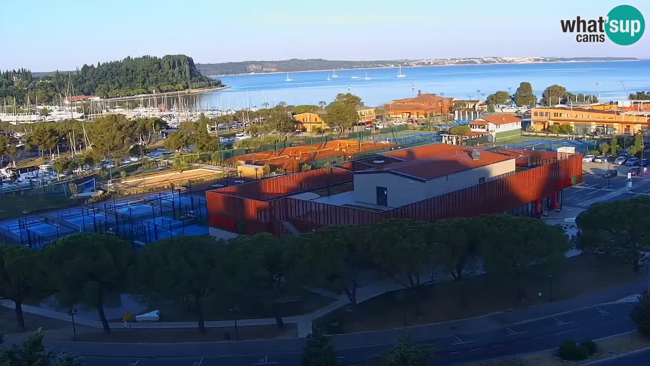 Portorož Webcam – Blick auf den Yachthafen und die Tennisplätze