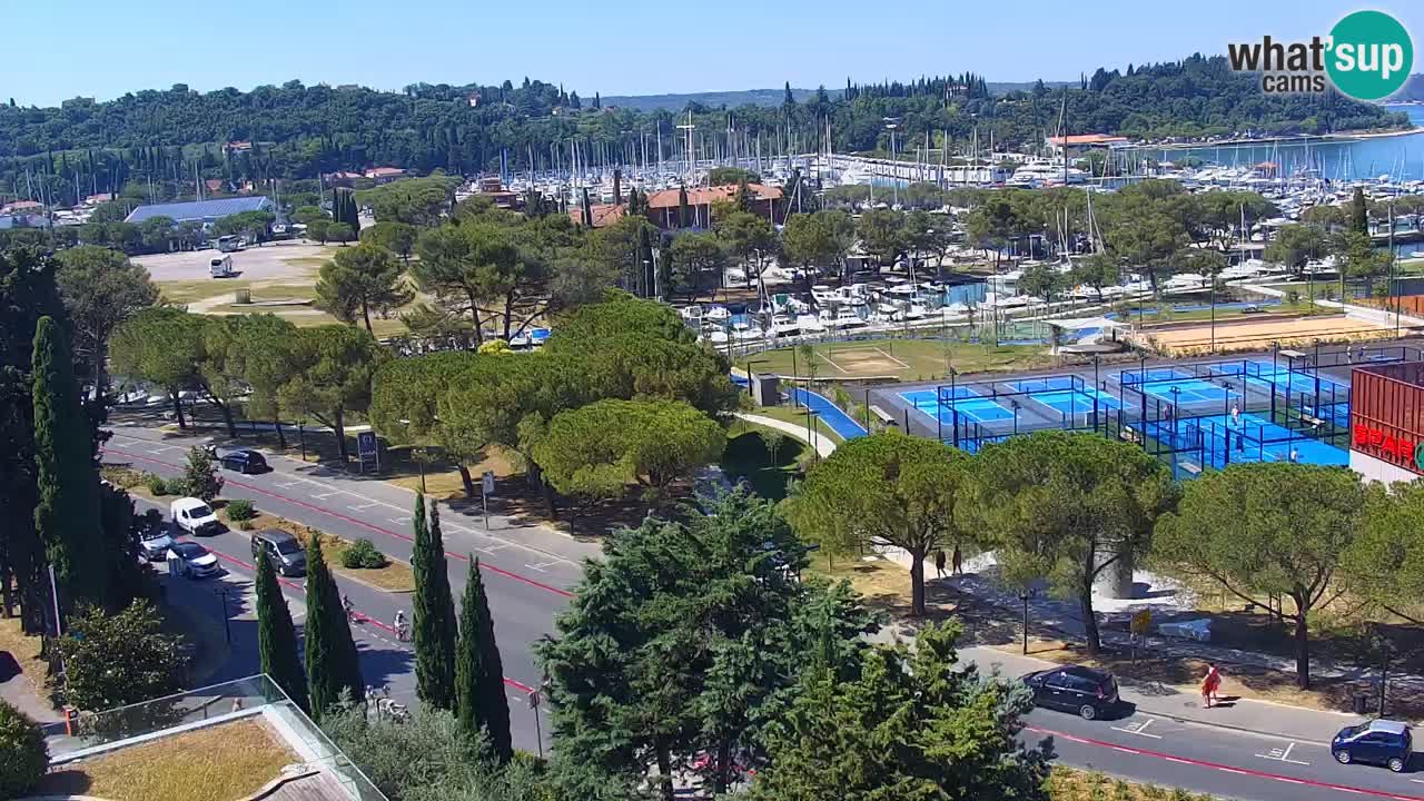 Portorož spletna kamera – pogled na marino in teniška igrišča
