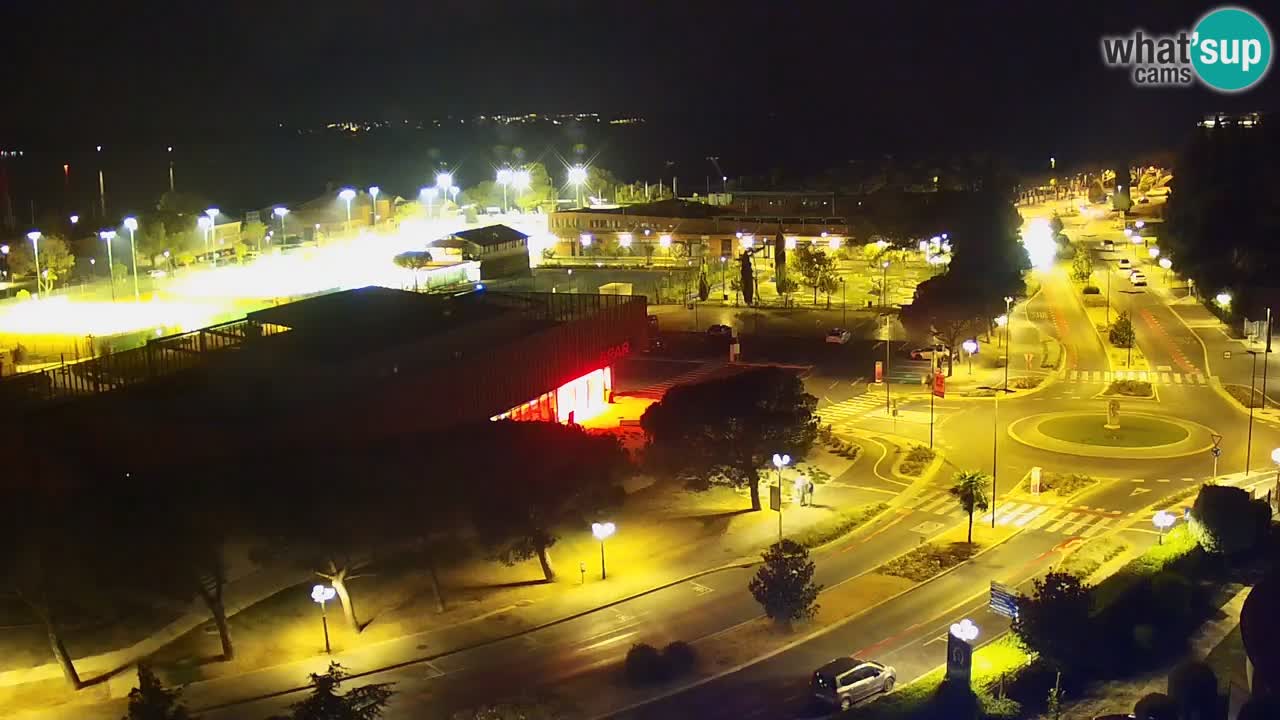 Portorož Live Webcam – vue sur la marina et les courts de tennis