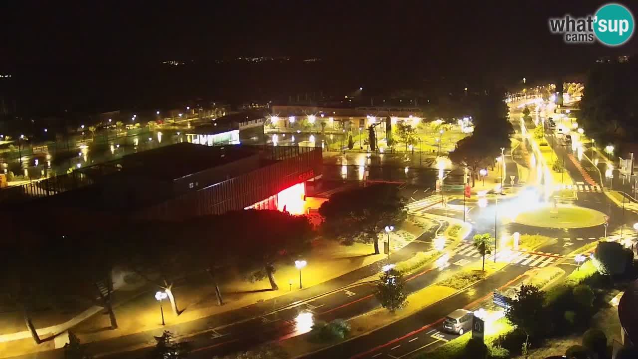 Portorož camera en vivo – vista del puerto deportivo y las canchas de tenis