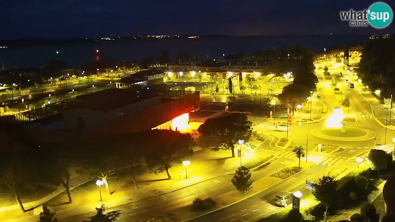 Portorož camera en vivo – vista del puerto deportivo y las canchas de tenis