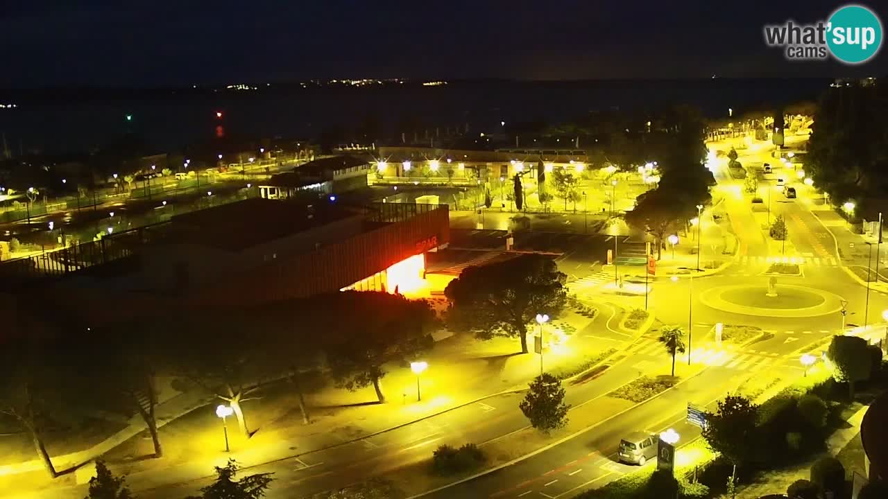 Portorož Live Webcam – vue sur la marina et les courts de tennis
