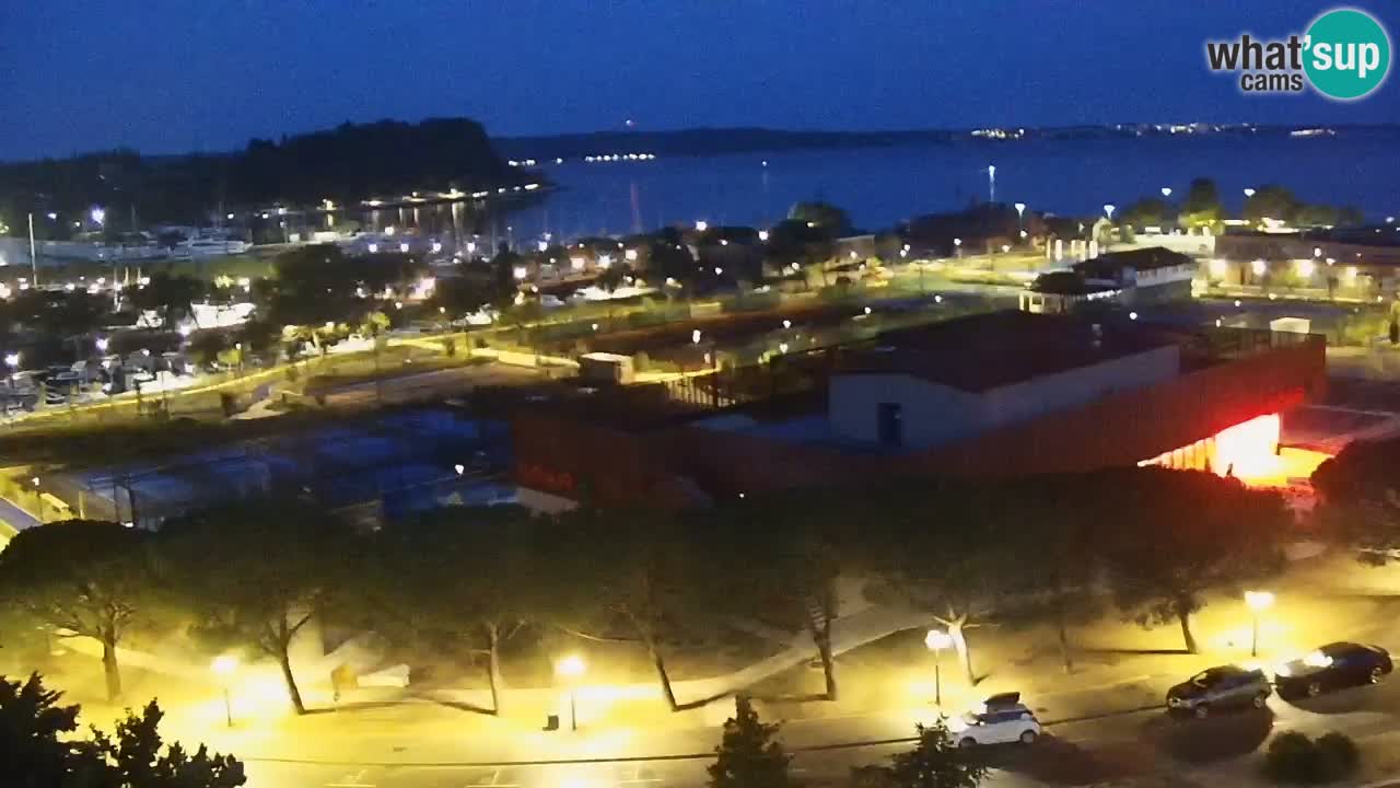 Portorož Live Webcam – vue sur la marina et les courts de tennis