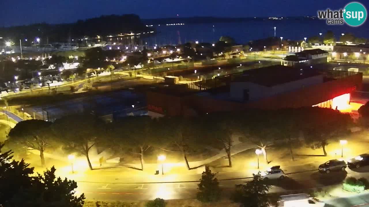 Portorož Live Webcam – vue sur la marina et les courts de tennis
