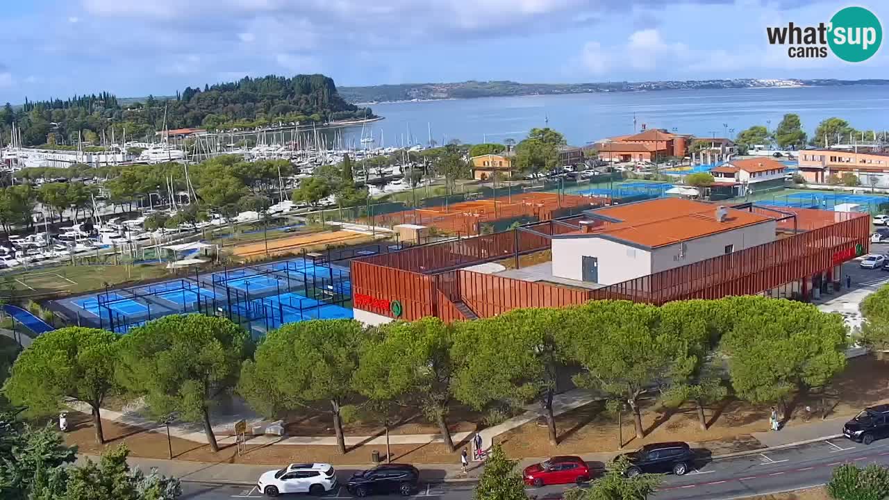 Portorož spletna kamera – pogled na marino in teniška igrišča