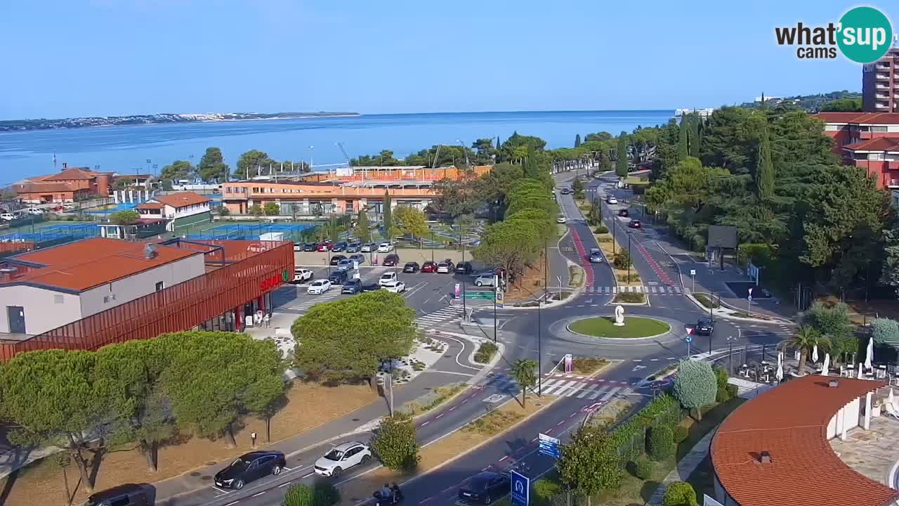 Portorož web kamera – pogled na marinu i teniške terene