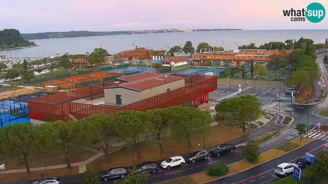 Portorož Webcam – Blick auf den Yachthafen und die Tennisplätze