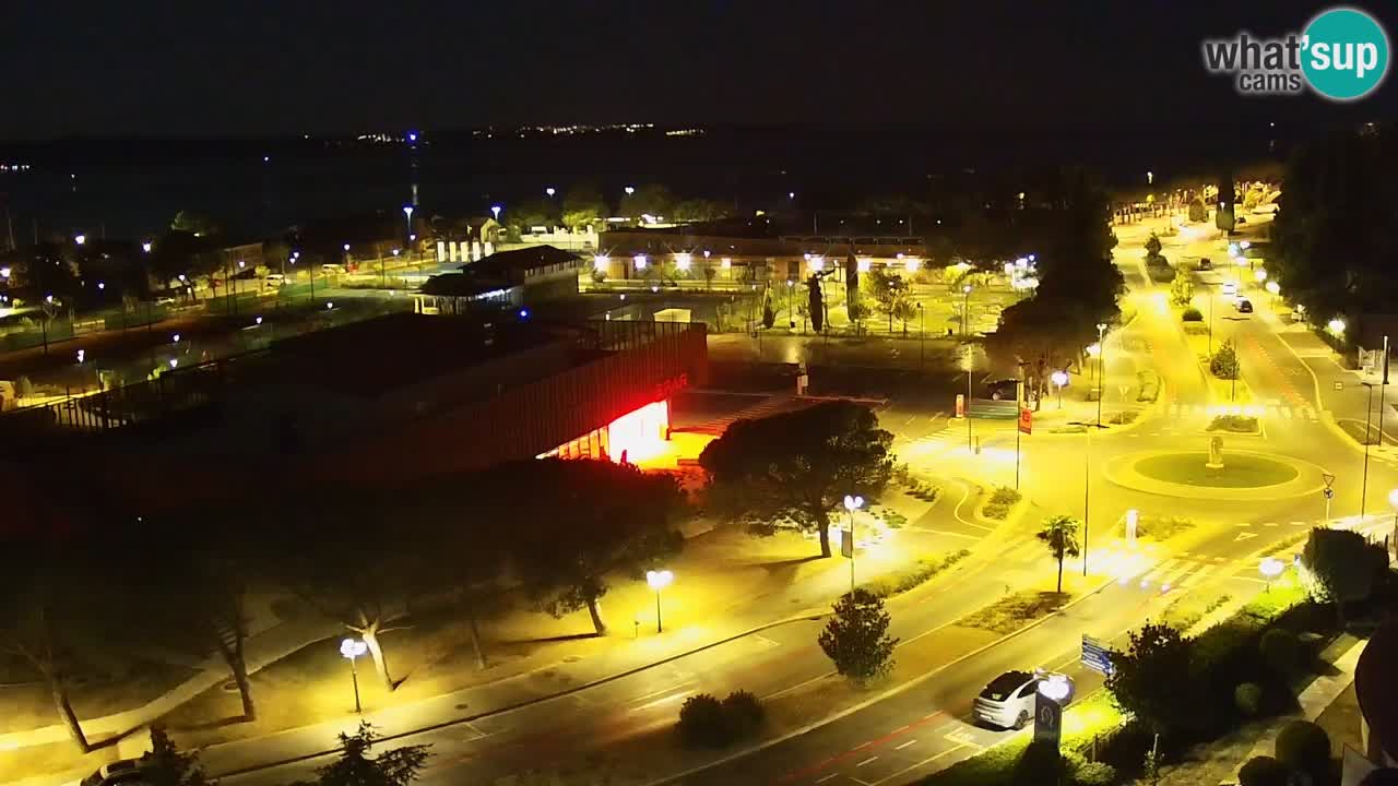Portorož Live Webcam – vue sur la marina et les courts de tennis