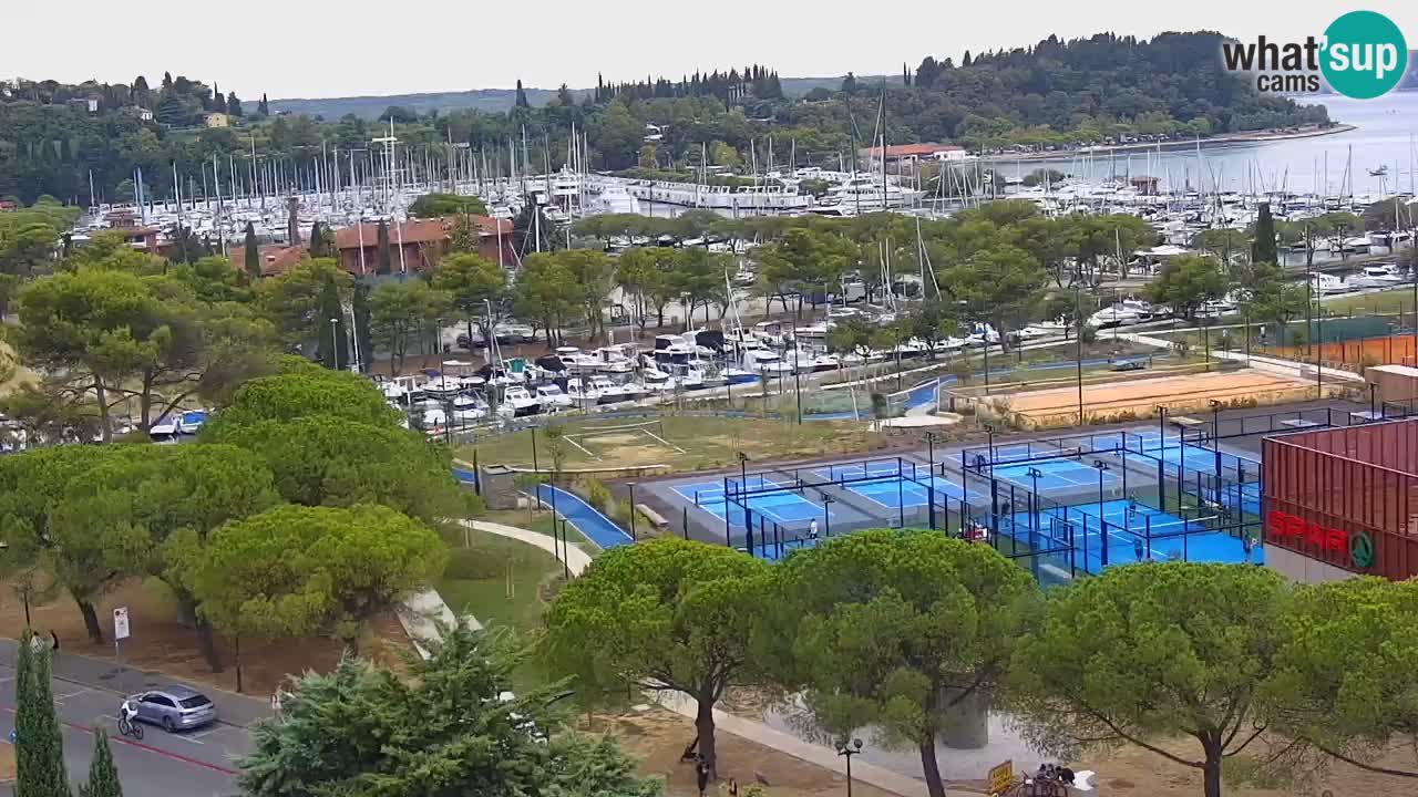 Portorož Webcam – Blick auf den Yachthafen und die Tennisplätze