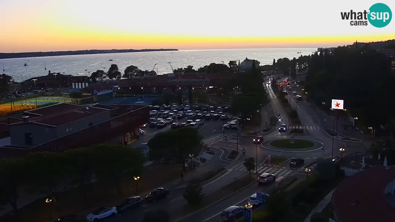 Portorož Live Webcam – vue sur la marina et les courts de tennis