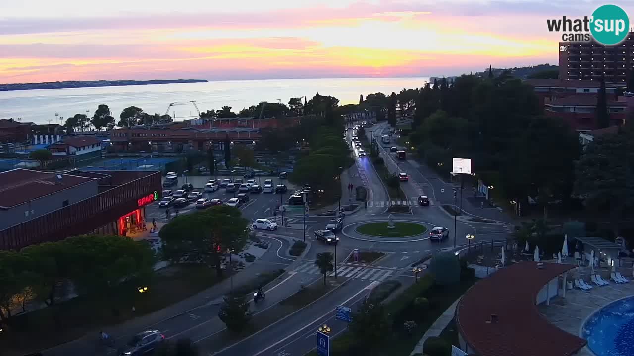 Portorož Live Webcam – view of the marina and tennis courts