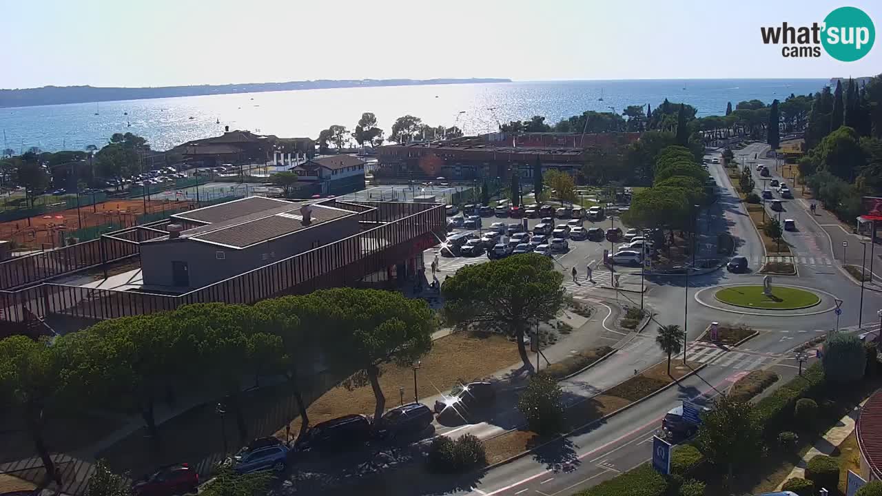 Portorož Live Webcam – vue sur la marina et les courts de tennis
