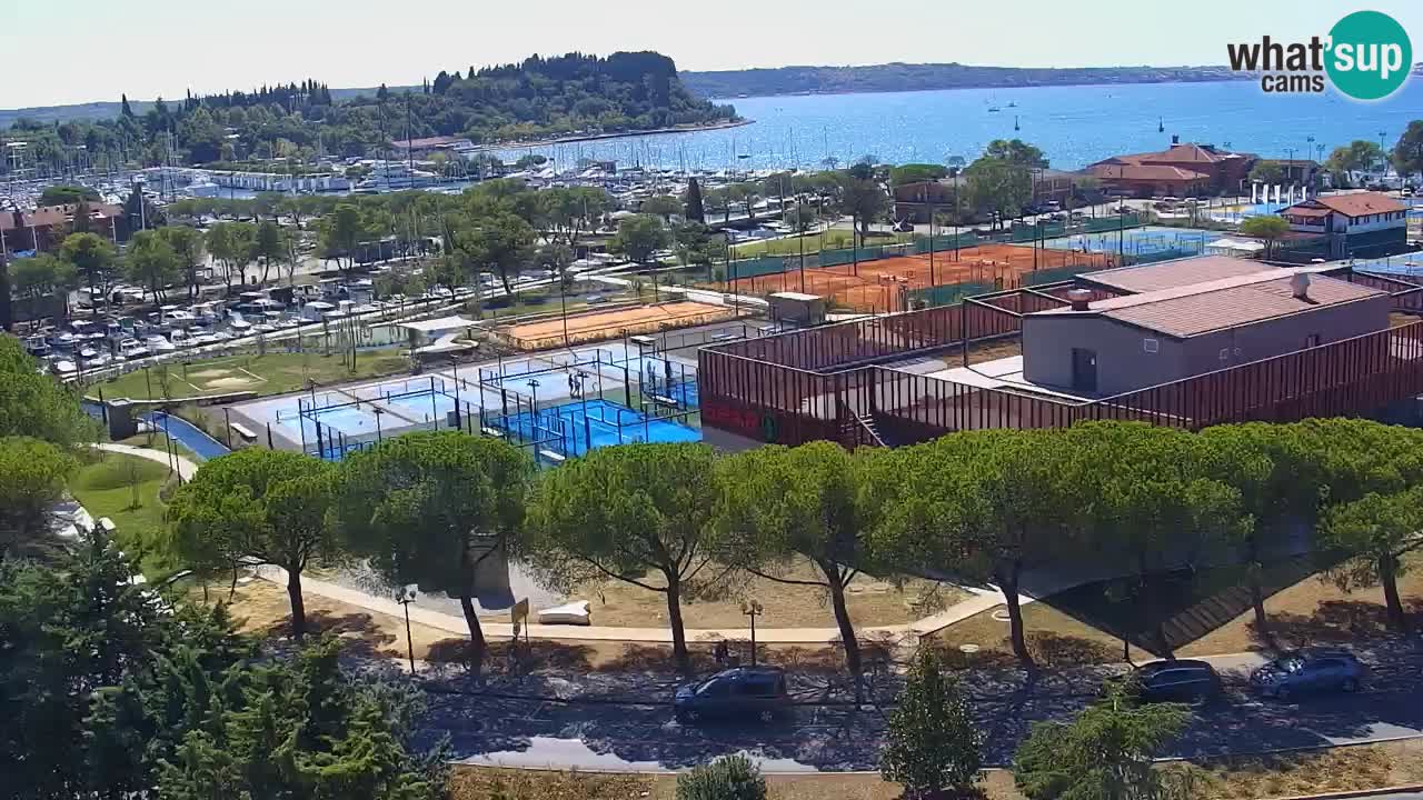 Portorož Webcam – Blick auf den Yachthafen und die Tennisplätze
