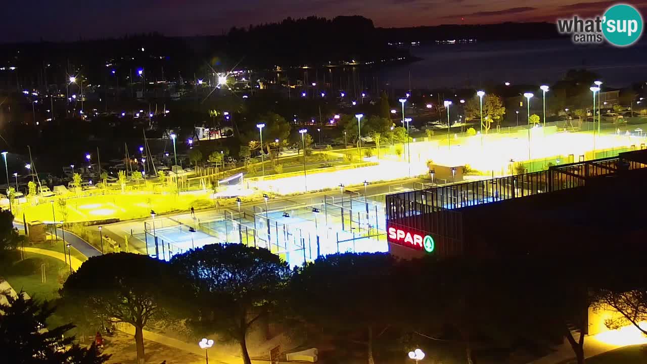 Portorož Webcam – Blick auf den Yachthafen und die Tennisplätze
