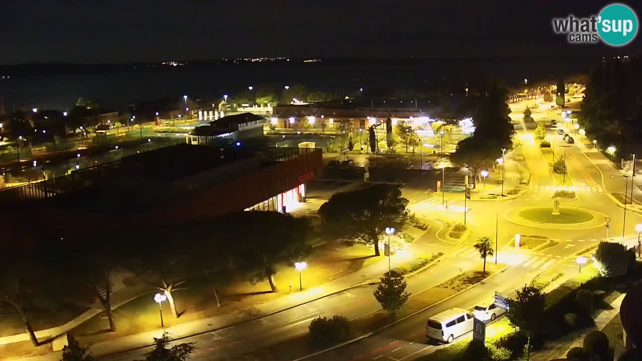 Portorož camera en vivo – vista del puerto deportivo y las canchas de tenis