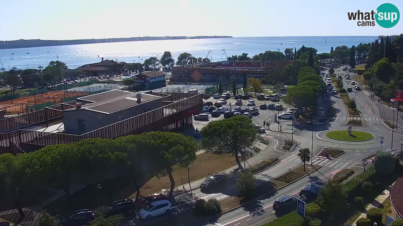 Portorož Live Webcam – vue sur la marina et les courts de tennis