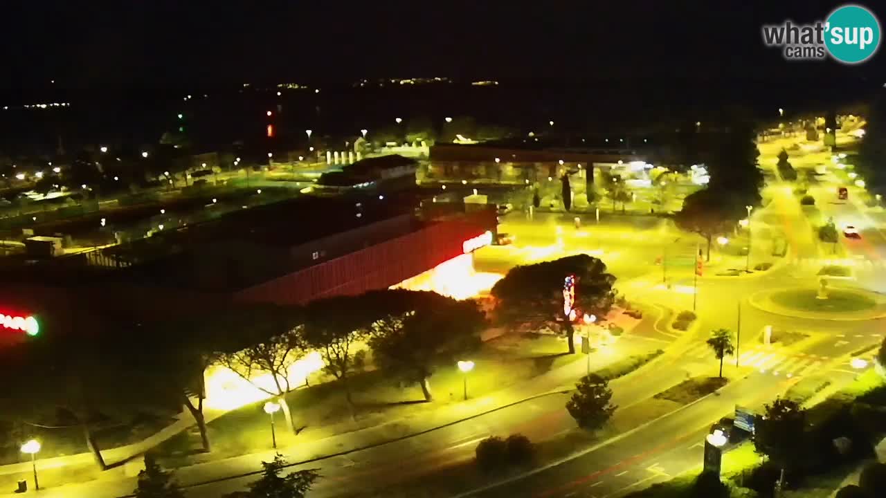 Portorož Live Webcam – vue sur la marina et les courts de tennis